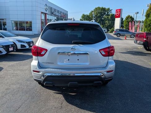 Used 2020 Nissan Pathfinder S FWD image 4