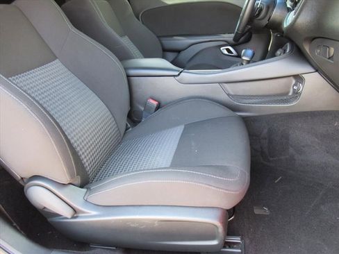 Certified 2022 Dodge Challenger R/T image 9