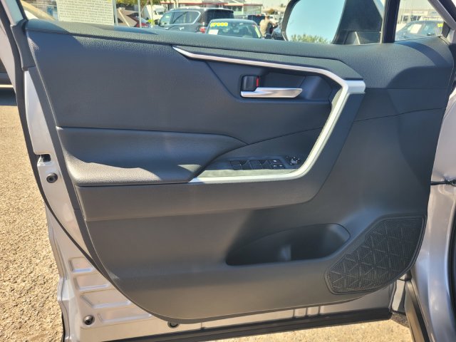 Used 2019 Toyota RAV4 XLE Premium w/ All Weather Liner Package FWD image 18