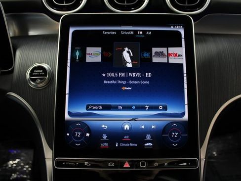 Used 2024 Mercedes-Benz GLC 300 image 23