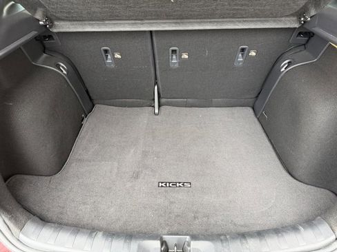 Certified 2024 Nissan Kicks SR image 9