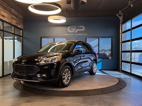 Used 2021 Ford Escape SE w/ Convenience Package AWD/4WD image 7