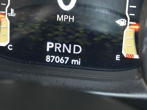 Used 2018 Jeep Wrangler Unlimited Rubicon image 26