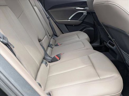 Certified 2025 Audi Q5 Premium w/ Convenience Package AWD/4WD image 18