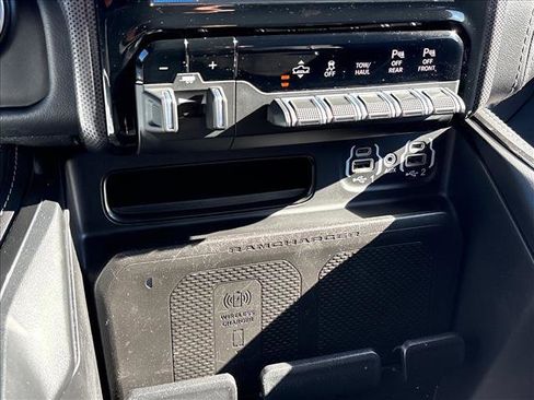 Used 2022 RAM 1500 Limited image 15