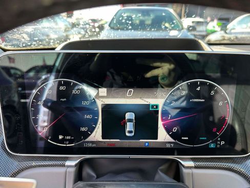 Used 2023 Mercedes-Benz S 580 4MATIC Sedan w/ AMG Line image 27