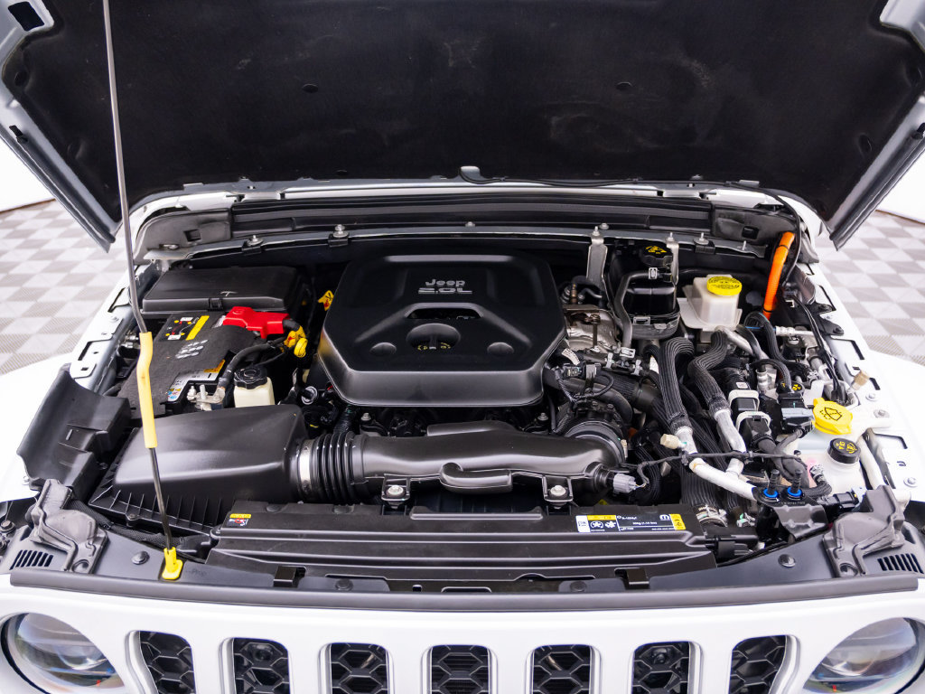 Used 2023 Jeep Wrangler Unlimited Sahara w/ Cold Weather Group AWD/4WD image 29