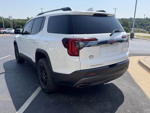 Used 2022 GMC Acadia AT4 AWD/4WD image 3