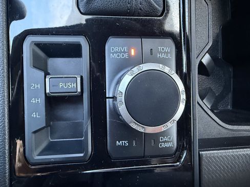 Used 2025 Toyota Sequoia TRD Pro AWD/4WD image 38