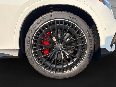 New 2026 Mercedes-Benz GLC 43 AMG 4MATIC image 9