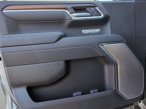 New 2026 GMC Sierra 1500 Denali w/ Denali Reserve Package image 32