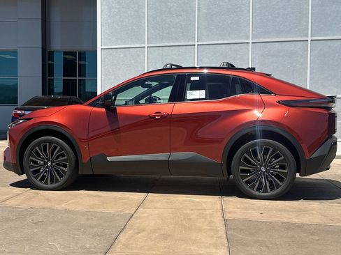 New 2026 Toyota C-HR AWD/4WD image 7
