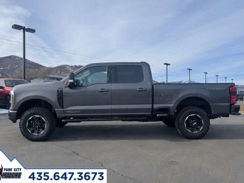 New 2026 Ford F350 Platinum w/ Tremor Off-Road Package AWD/4WD image 6