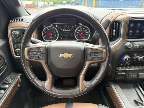 Used 2022 Chevrolet Silverado 2500 High Country AWD/4WD image 9