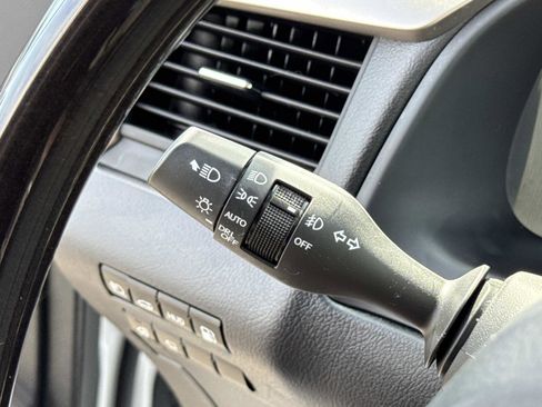 Used 2018 Lexus RX 450hL Luxury w/ Accessory Package image 9