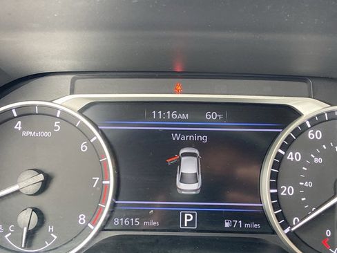 Used 2023 Nissan Sentra SV image 21