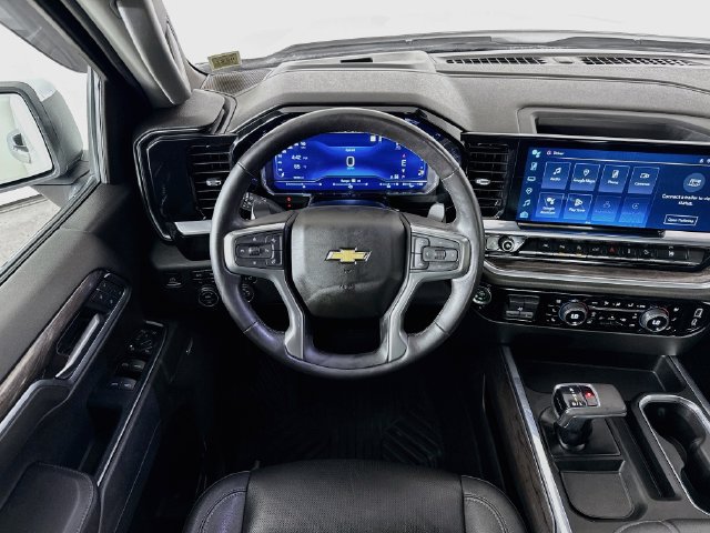 Used 2022 Chevrolet Silverado 1500 LTZ AWD/4WD image 25