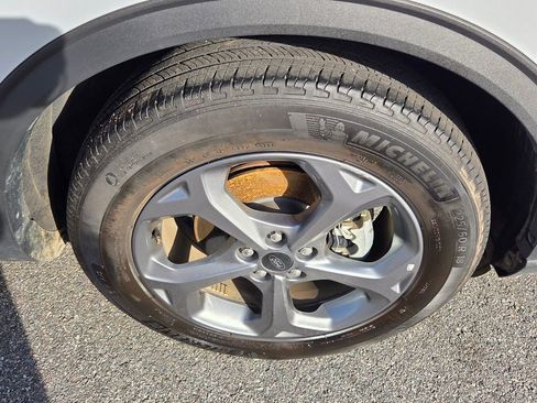 Used 2025 Ford Escape ST-Line image 16