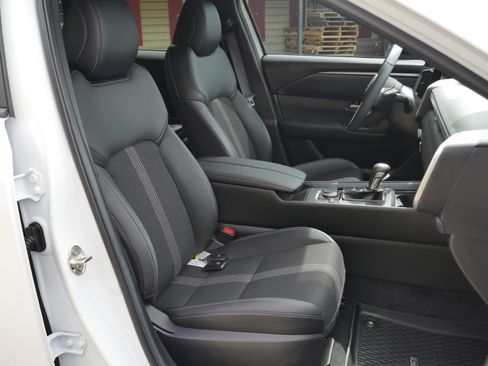 Used 2025 MAZDA CX-50 AWD 2.5 S w/ Weather Package image 28