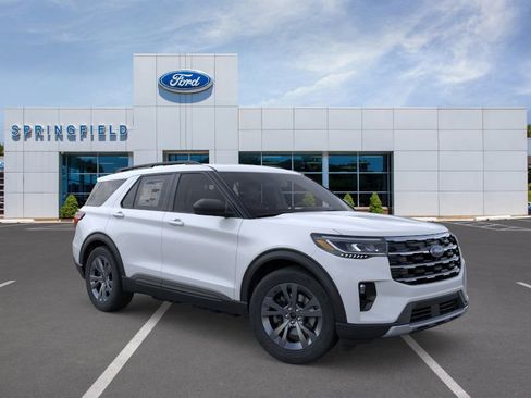 New 2026 Ford Explorer Active image 7