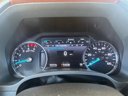 Used 2022 Ford F350 Platinum image 11