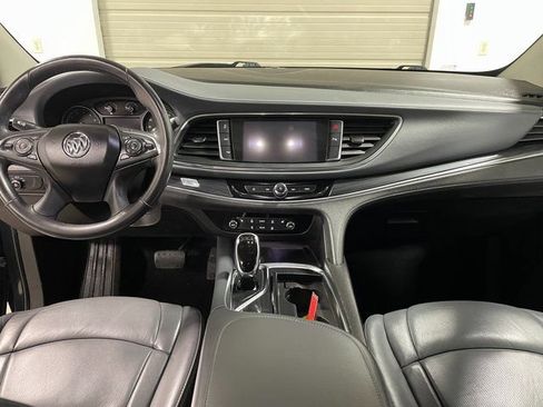 Used 2018 Buick Enclave Essence w/ Trailering Package AWD/4WD image 13
