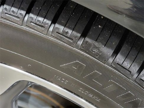 Used 2017 Buick Cascada Premium image 11