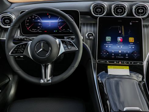 New 2026 Mercedes-Benz GLC 300 4MATIC image 16