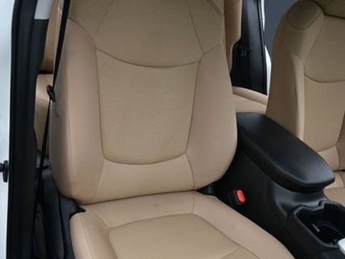 Used 2025 Toyota RAV4 LE image 14