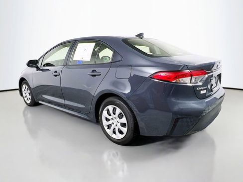 Used 2025 Toyota Corolla LE FWD image 4