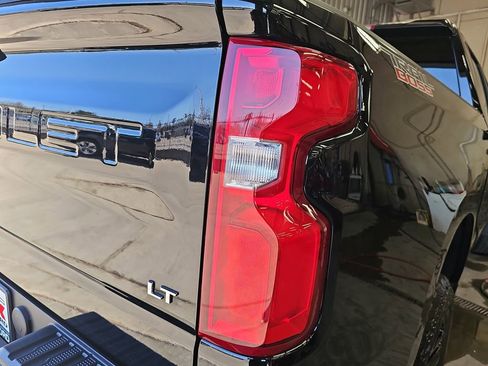 Used 2025 Chevrolet Silverado 1500 LT Trail Boss w/ Protection Package image 34