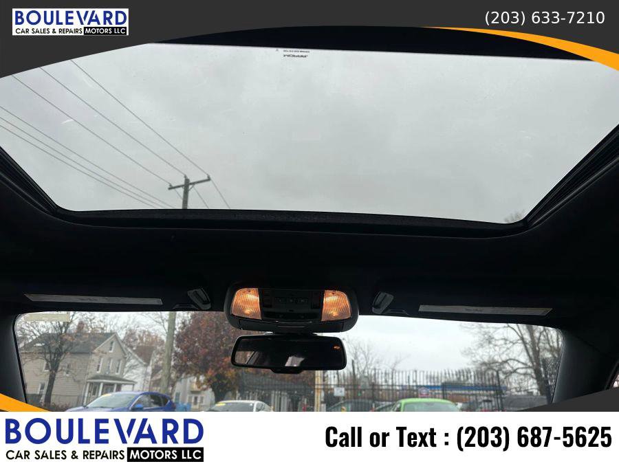 Used 2016 Dodge Charger R/T RWD image 17