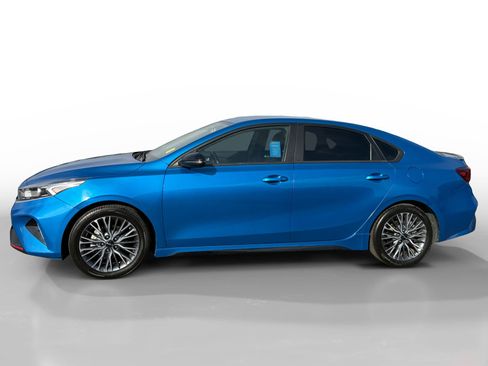 Used 2023 Kia Forte GT-Line w/ GT-Line Technology Package image 2