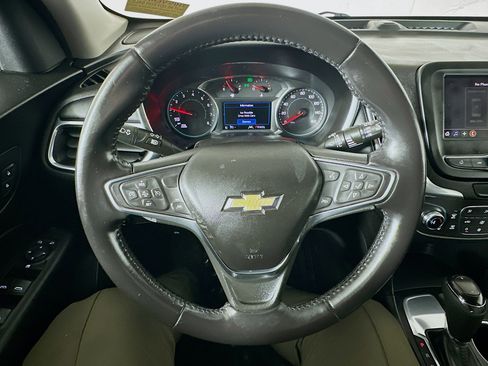 Used 2020 Chevrolet Equinox LT image 11