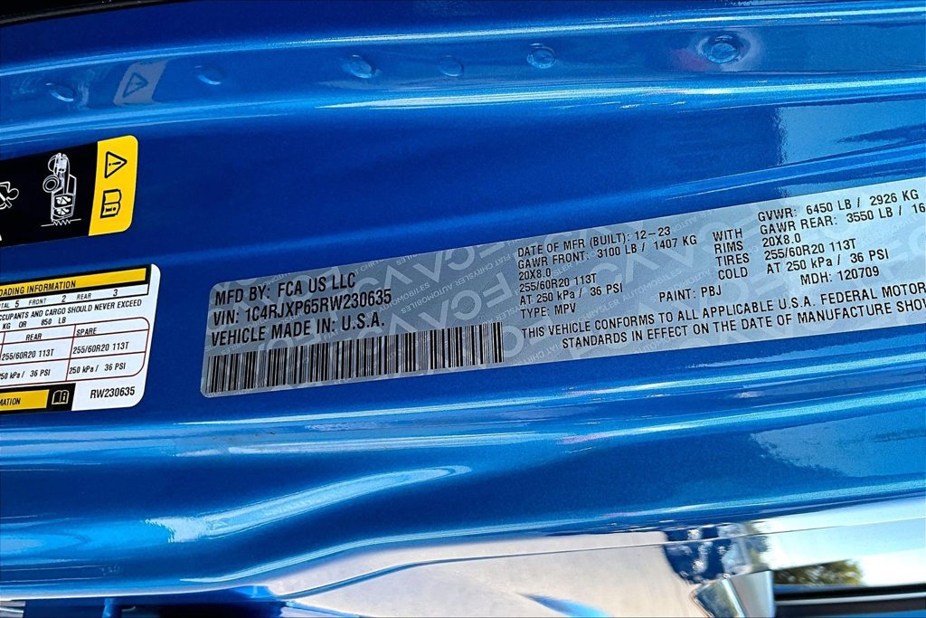 Used 2024 Jeep Wrangler Unlimited Sahara AWD/4WD image 21