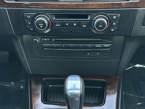 Used 2011 BMW 328i Coupe image 77