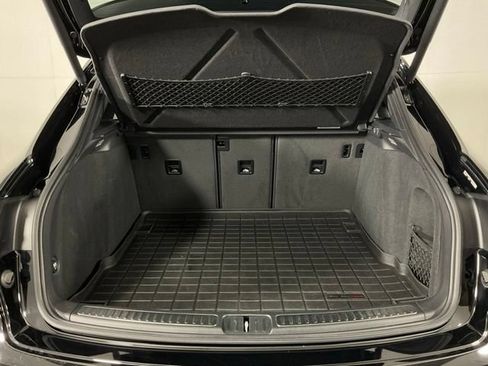 Used 2019 Porsche Macan AWD/4WD image 31