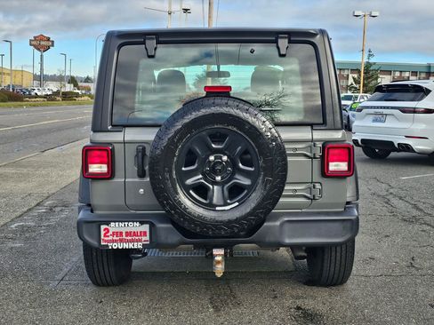 Used 2021 Jeep Wrangler Sport image 6