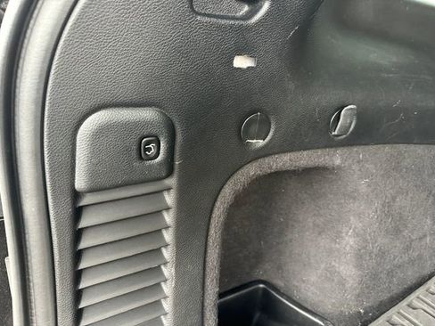 Used 2019 Jeep Grand Cherokee Limited X image 13