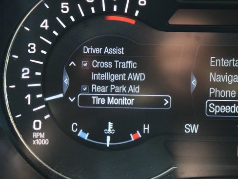 Used 2018 Lincoln MKC Select w/ Select Plus Package image 46