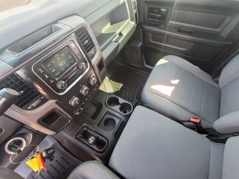 Used 2017 RAM 2500 Tradesman w/ Chrome Appearance Group AWD/4WD image 26