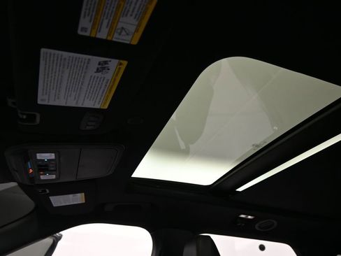 Used 2025 Ford Explorer ST w/ Sun And Sound Package AWD/4WD image 19