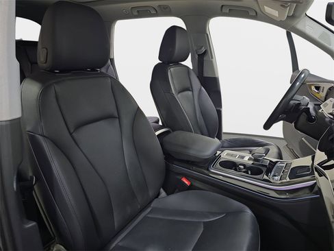 Used 2023 Audi Q7 3.0T Premium Plus w/ Premium Plus Package image 12