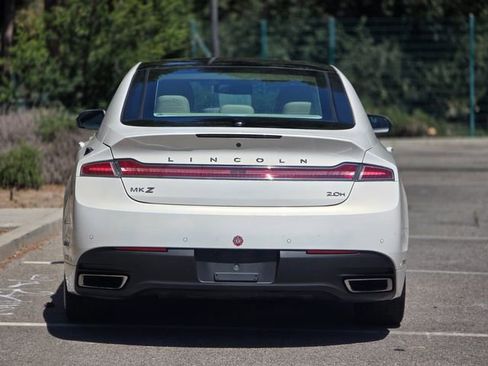 Used 2013 Lincoln MKZ Hybrid FWD image 13