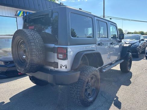 Used 2014 Jeep Wrangler Unlimited Sport w/ Quick Order Package 24S AWD/4WD image 4