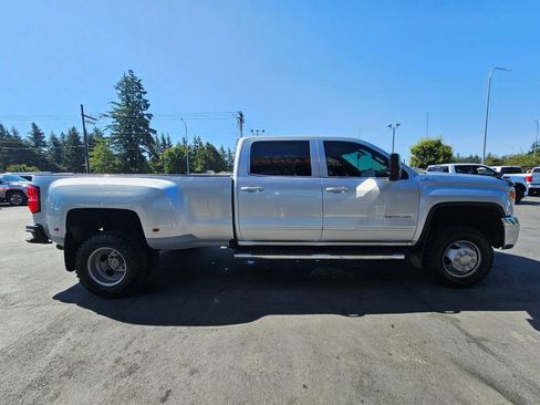 Used 2019 GMC Sierra 3500 SLE image 6