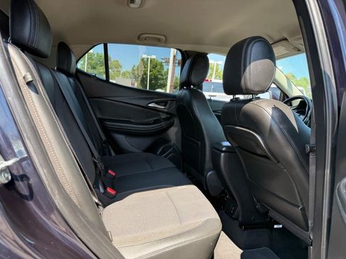Used 2020 Buick Encore GX Preferred FWD image 11