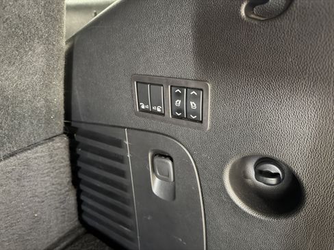 Used 2018 Chevrolet Tahoe Premier w/ RST Edition AWD/4WD image 29