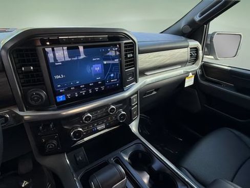 Used 2024 Ford F150 Lariat w/ Tow/Haul Package AWD/4WD image 25