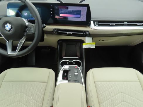 Certified 2025 BMW X1 xDrive28i w/ Premium Package image 13